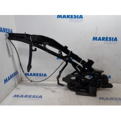 Peugeot - 308 - Convertible top hinge