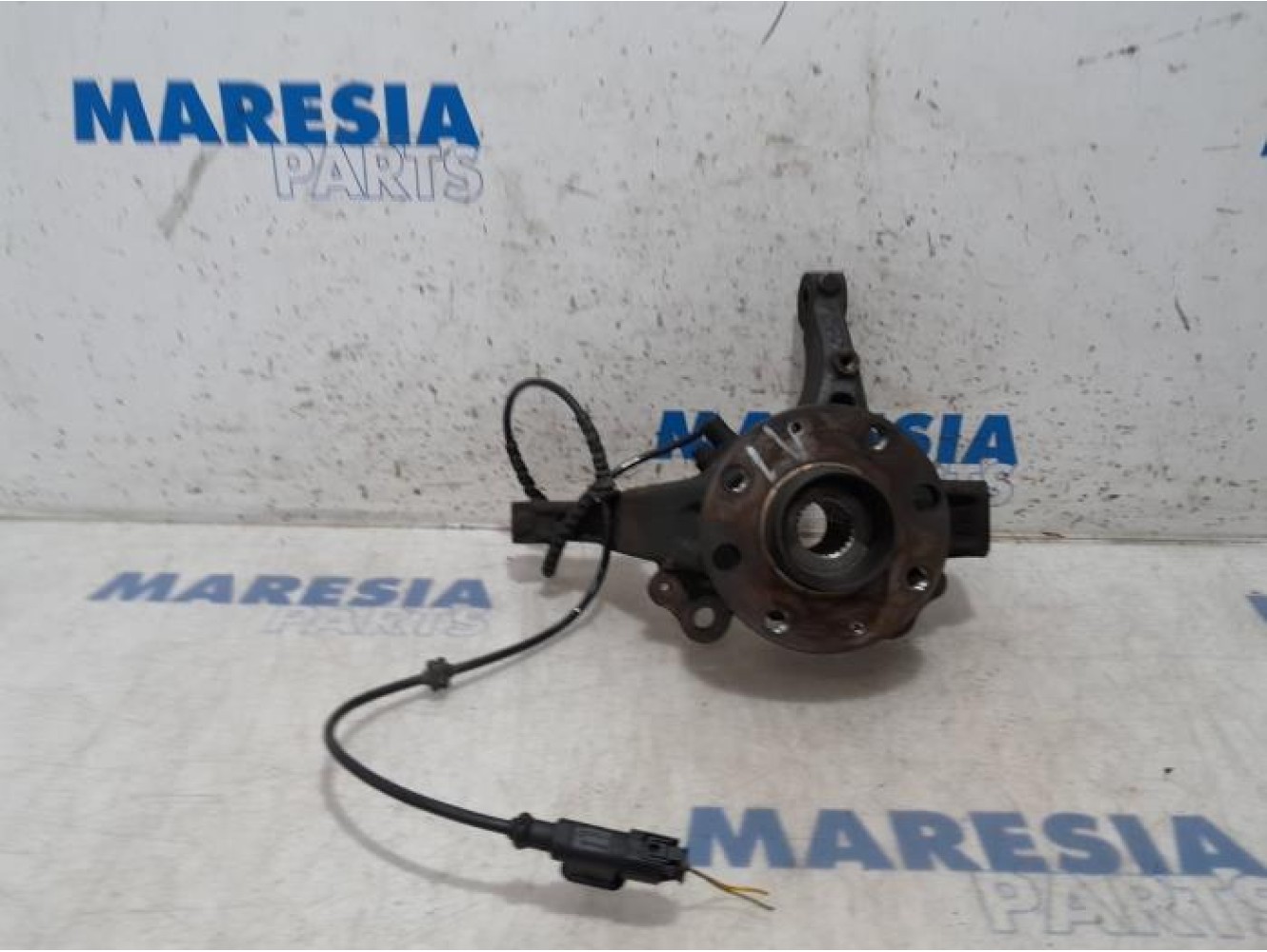 Fiat - Punto Grande - Knuckle, front right
