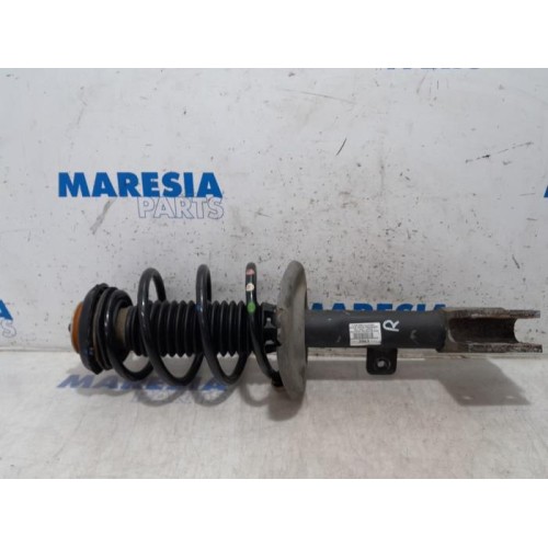 Citroen - DS4 - Front shock absorber rod, right