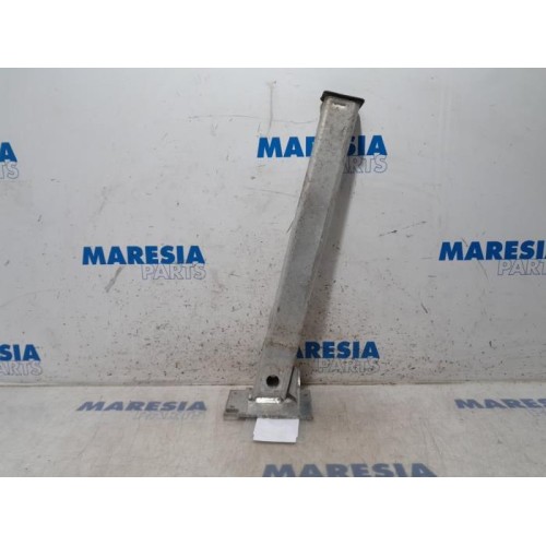 Citroen - DS4 - Subframe