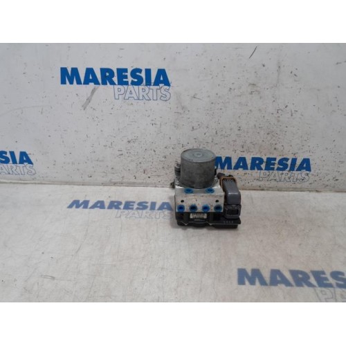 Citroen - DS4 - ABS pump