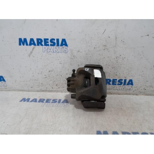 Citroen - DS4 - Front brake calliper, left
