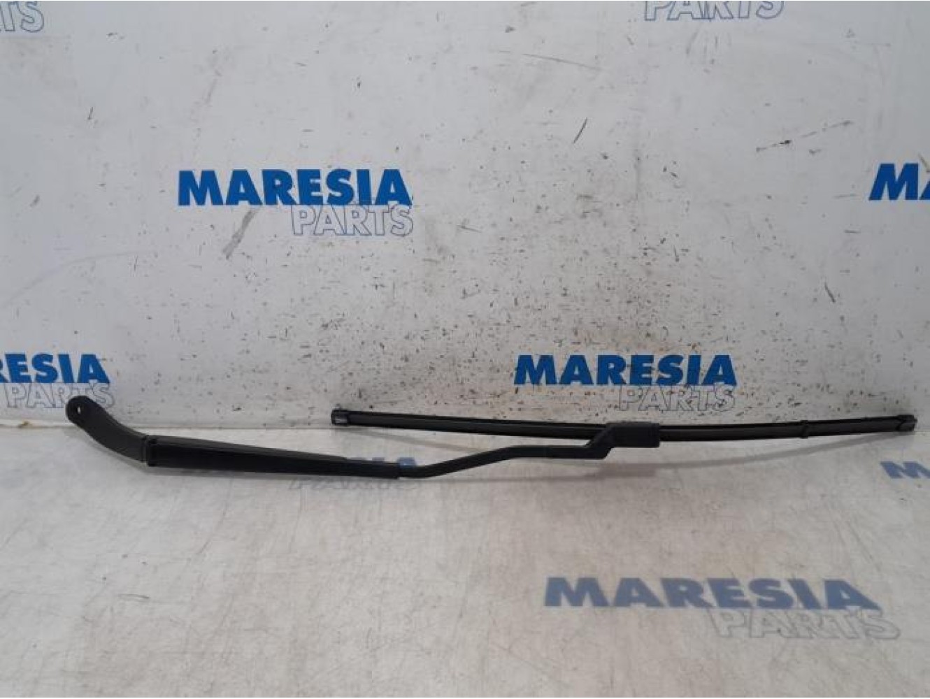 Citroen - DS4 - Front wiper arm