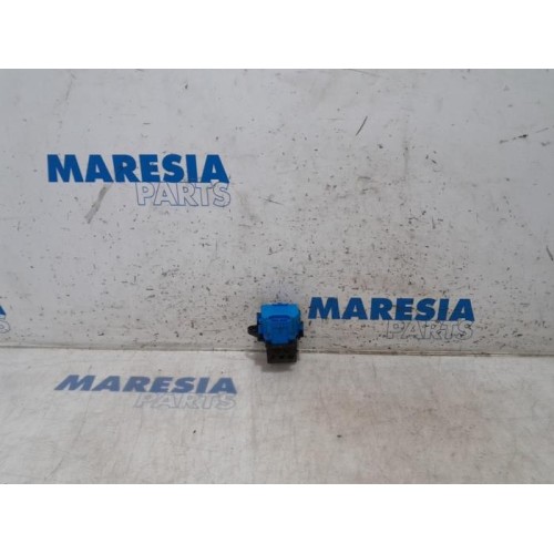 Citroen - DS4 - Cooling fan resistor