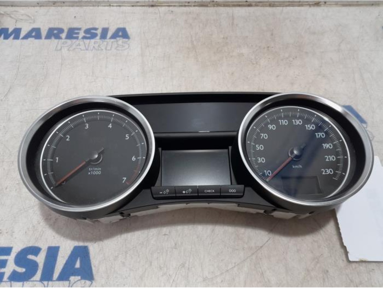 Peugeot - 508 - Instrumentenbrett