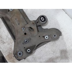 Opel - Vivaro - Subframe