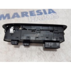 Peugeot - 508 - Multi-functional window switch