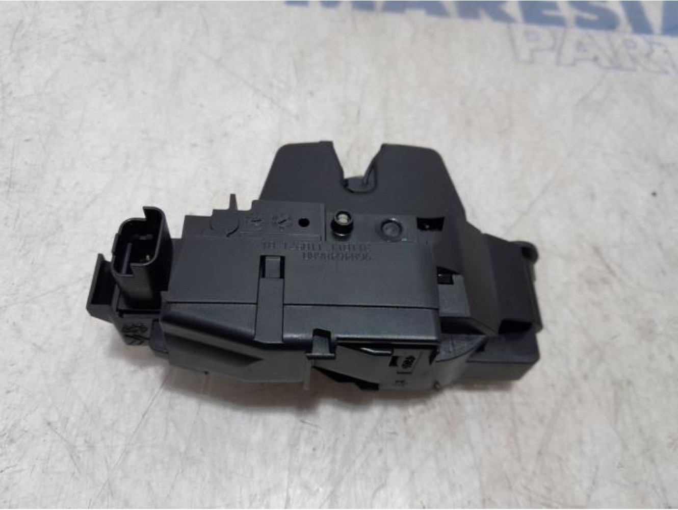 Peugeot - 508 - Tailgate lock mechanism
