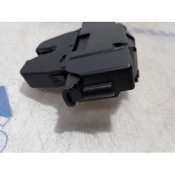 Peugeot - 508 - Tailgate lock mechanism