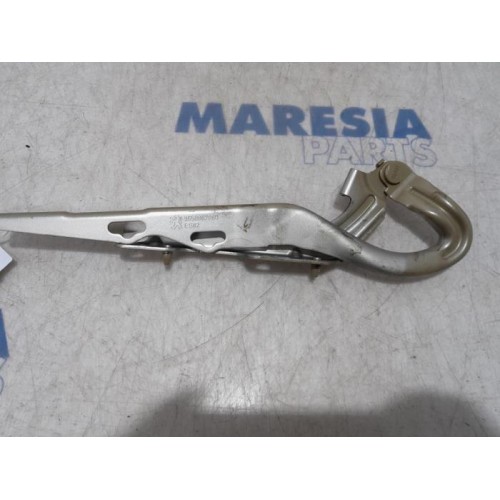 Peugeot - 207 - Bonnet Hinge