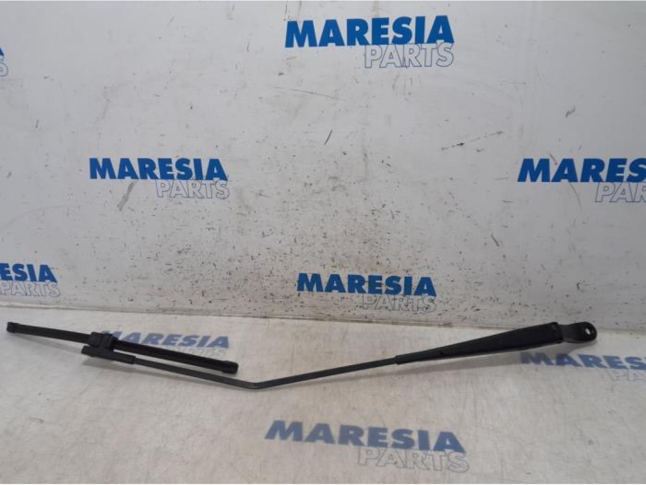 Peugeot - 207 - Front wiper arm