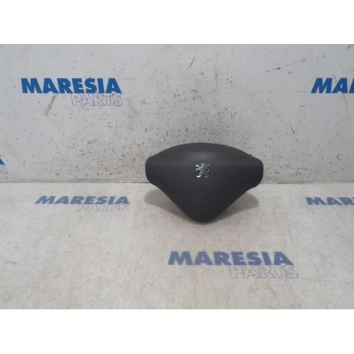 Peugeot - 207 - Left airbag (steering wheel)