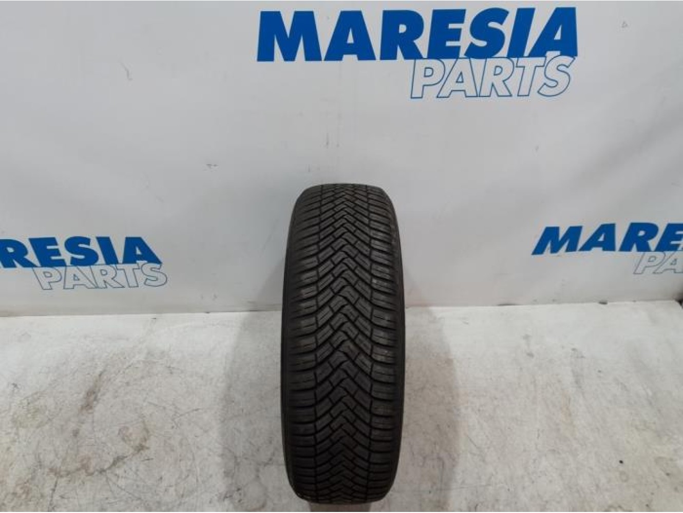 Peugeot - 207 - Tyre