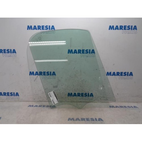 Opel - Vivaro - Door window 2-door, right