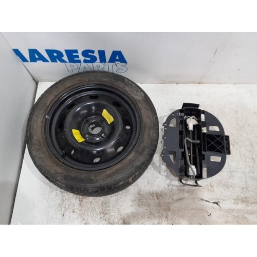 Peugeot - 307 - Krikset + reservewiel