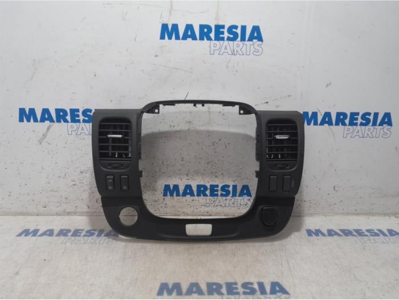 Opel - Vivaro - Dashboard sierlijst