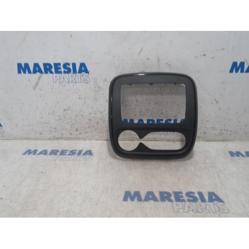 Opel - Vivaro - Radio omlijsting