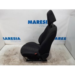 Peugeot - 308 - Seat, right