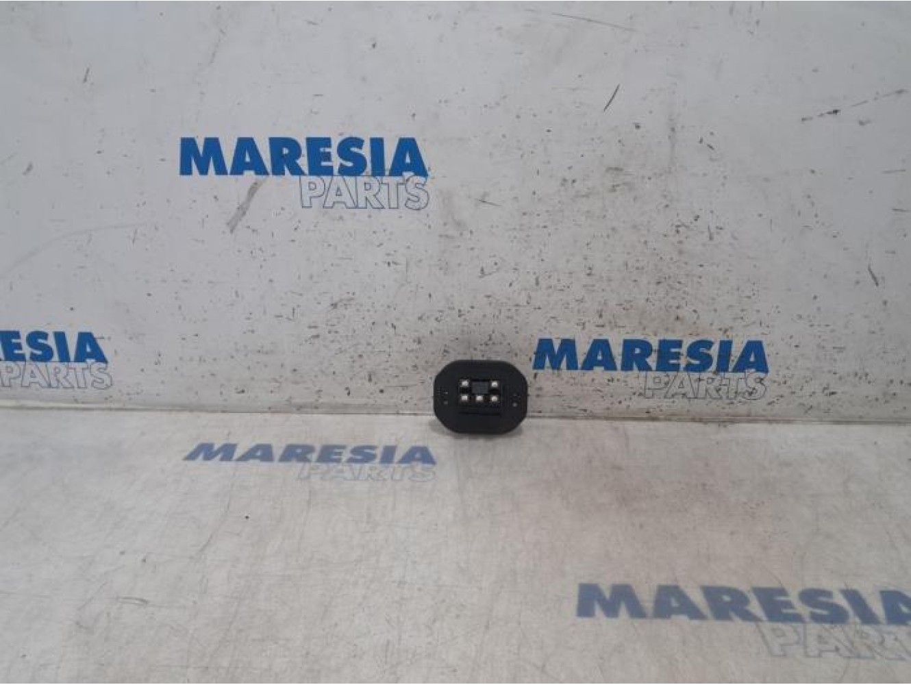 Opel - Vivaro - Sliding door switch