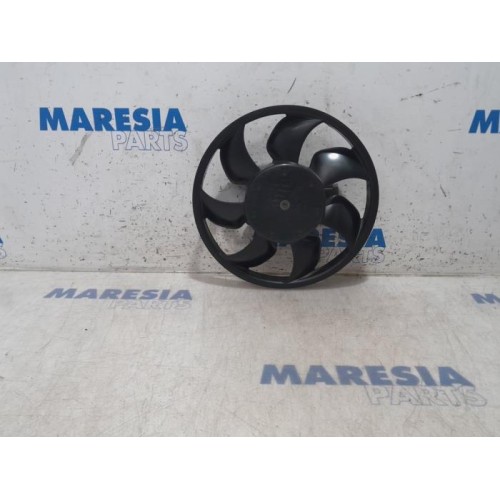 Opel - Vivaro - Fan motor