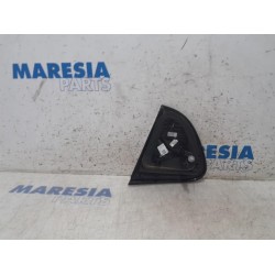 Renault - Captur - Tailgate reflector, left