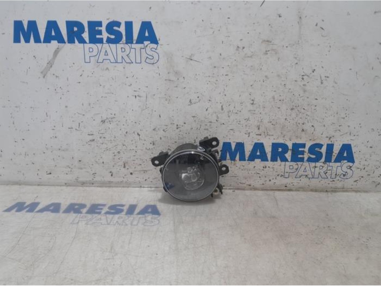 Renault - Captur - Fog light, front right