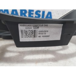 Renault - Captur - Odometer decorative strip