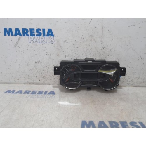Renault - Captur - Instrument panel