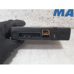 Renault - Captur - Multi-media control unit