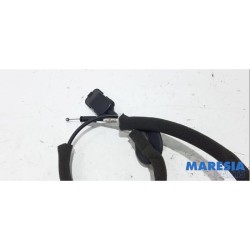 Renault - Captur - Rear door lock mechanism 4-door, left