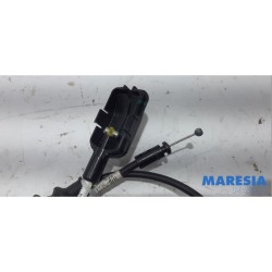 Renault - Captur - Rear door lock mechanism 4-door, left
