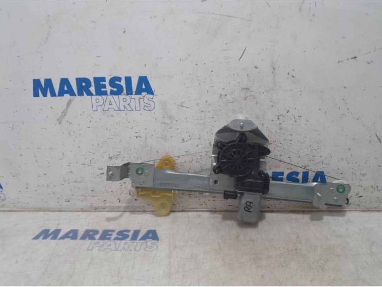 Renault - Captur - Rear door window mechanism 4-door, right