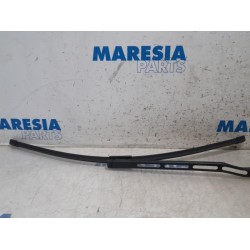 Citroen - C5 - Front wiper arm
