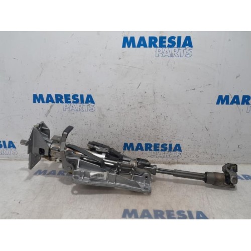 Citroen - C5 - Steering column housing