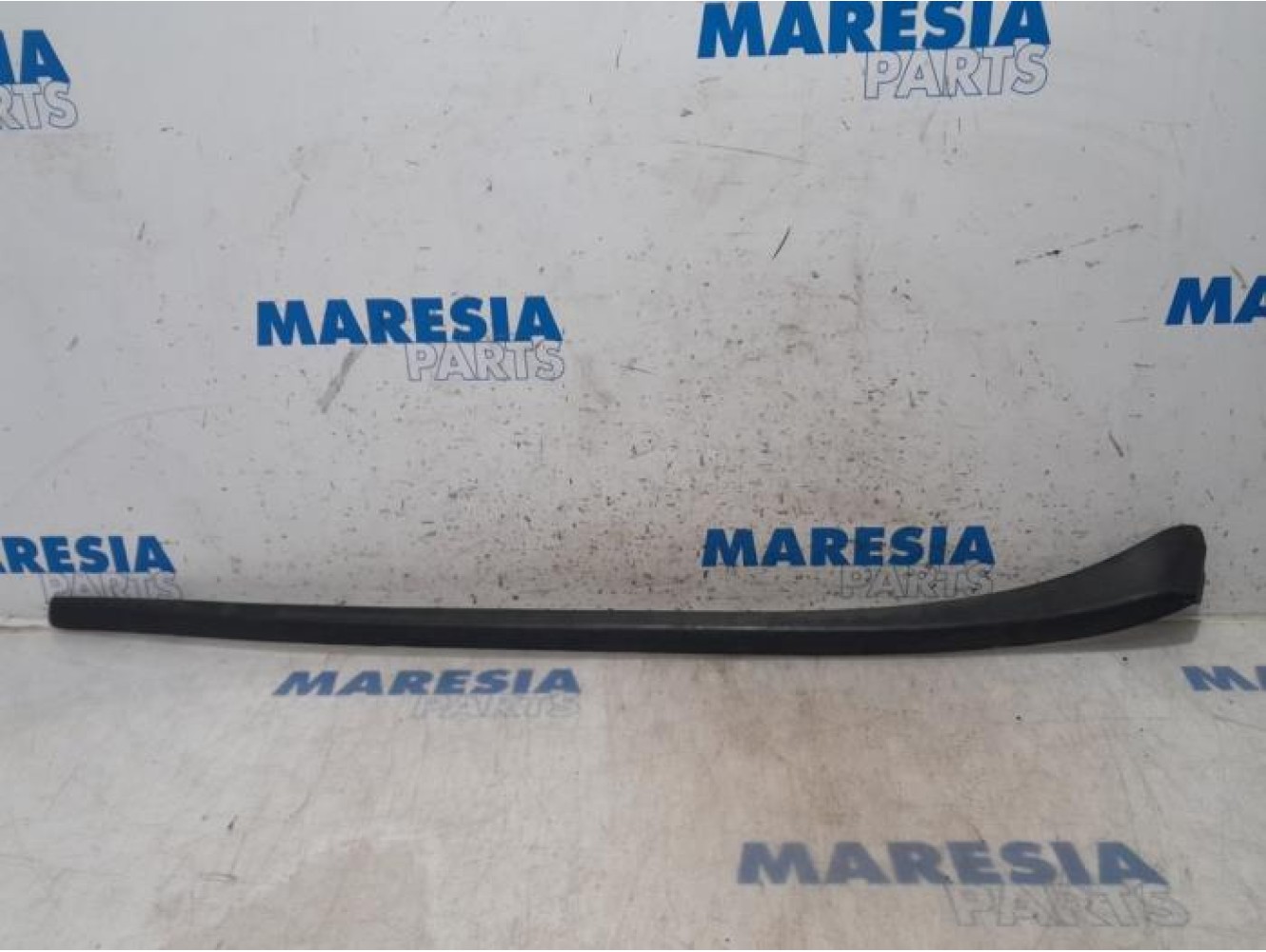Peugeot - 308 - Frontscreen frame