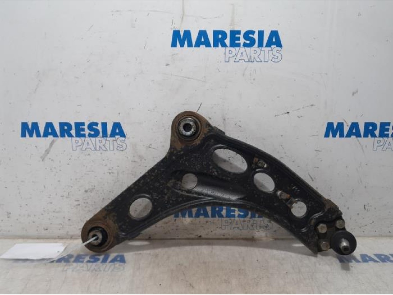 Opel - Vivaro - Front lower wishbone, right