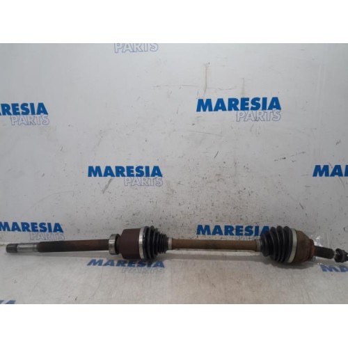 Opel - Vivaro - Front drive shaft, right