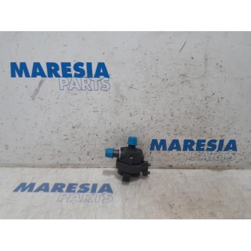 Opel - Vivaro - Additional water pump