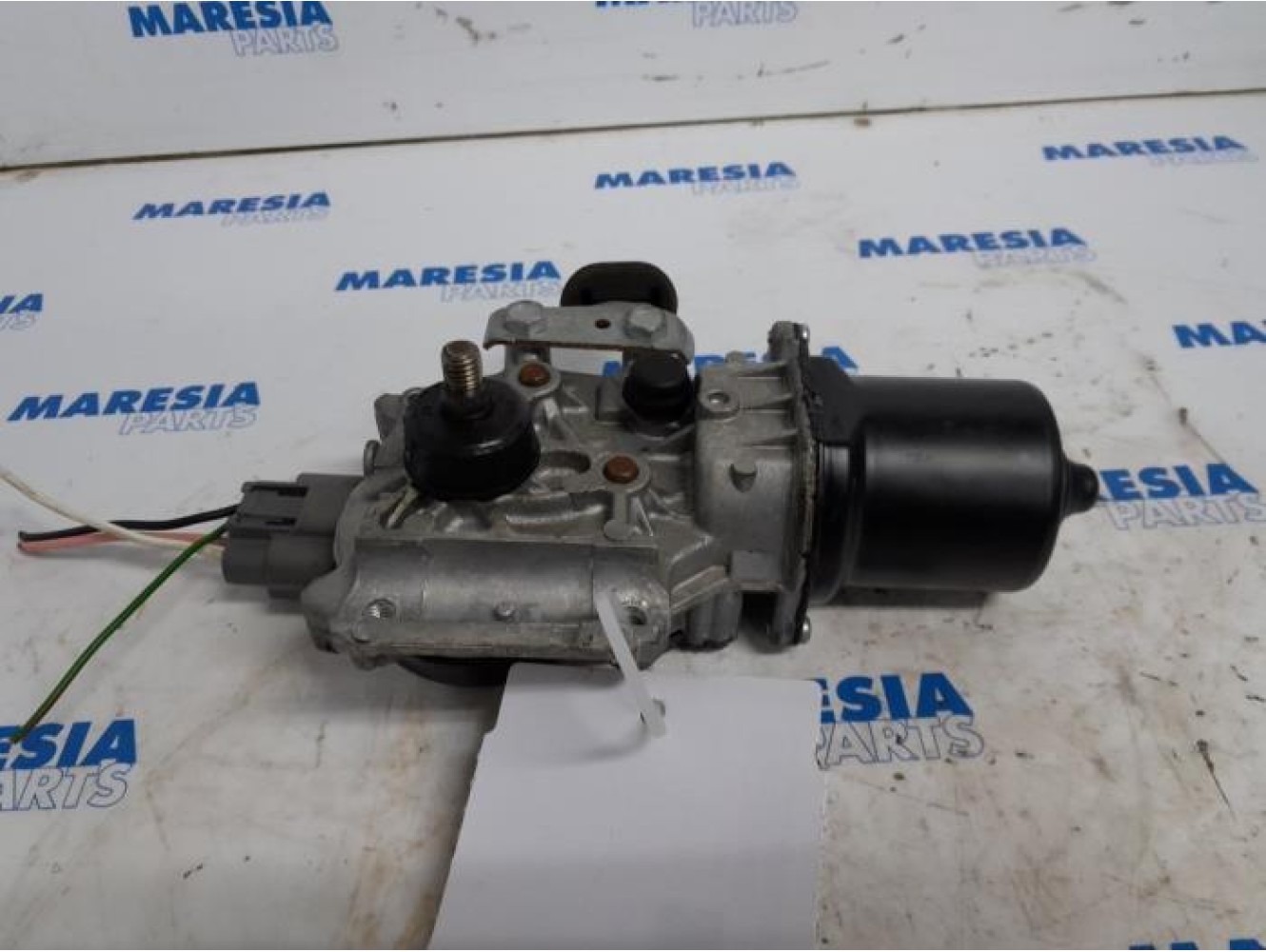 Renault - Captur - Front wiper motor