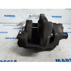 Renault - Captur - Front brake calliper, left