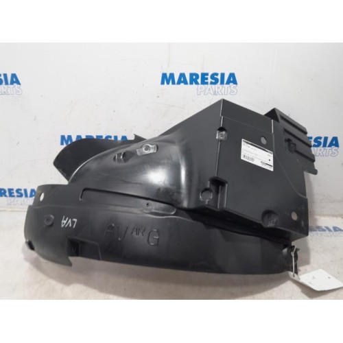 Opel - Vivaro - Wheel arch liner