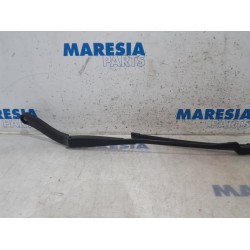 Opel - Vivaro - Front wiper arm