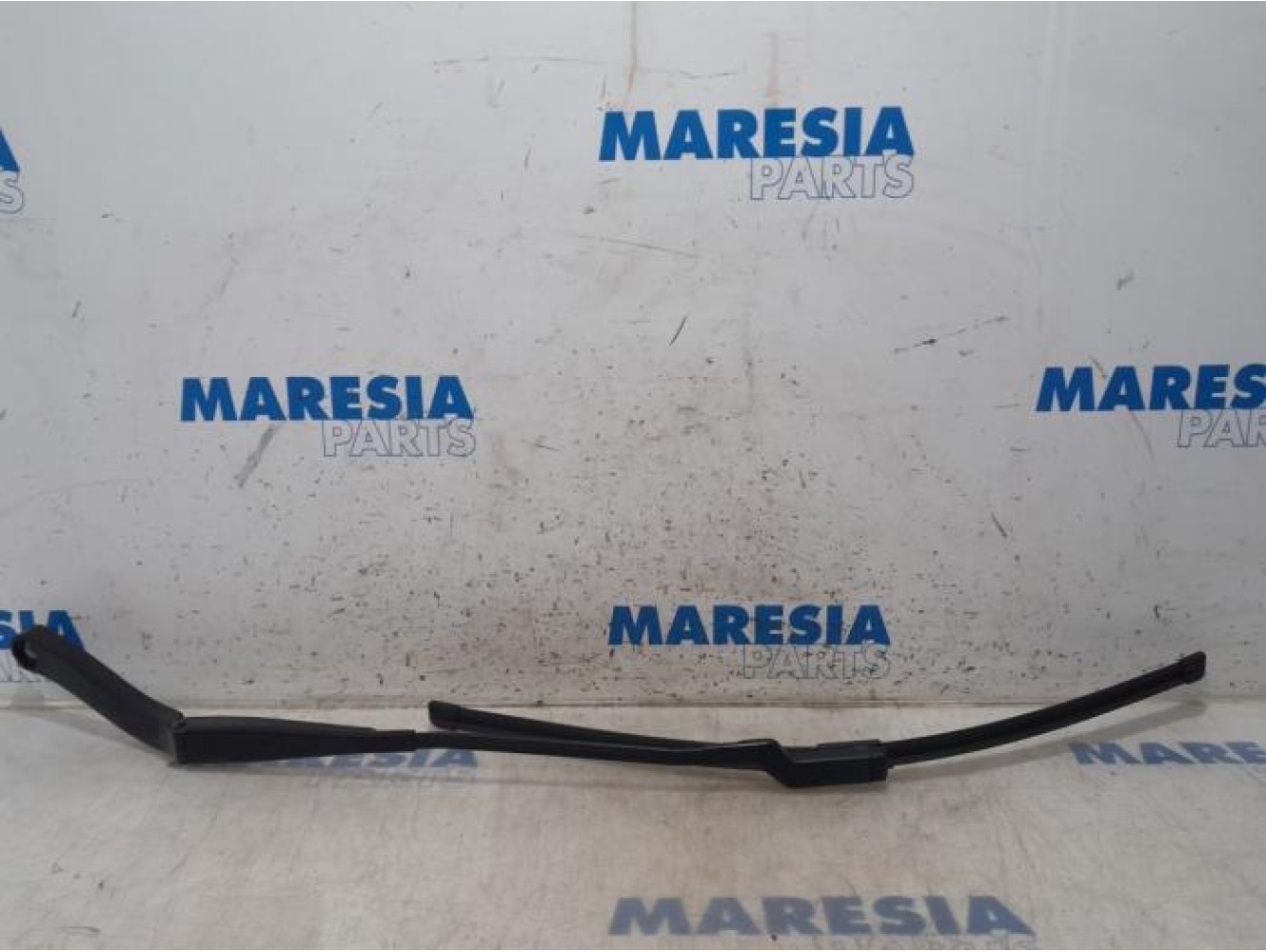 Opel - Vivaro - Front wiper arm