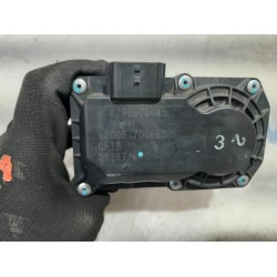Renault - Megane - Drosselklappengehäuse
