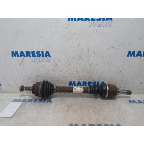 Peugeot - 307 - Aandrijfas links-voor