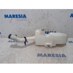 Fiat - 500 - Front windscreen washer reservoir