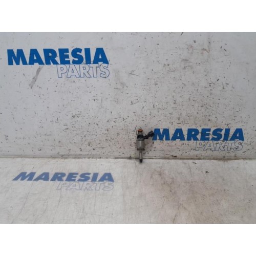 Renault - Megane - Injecteur (injection essence)
