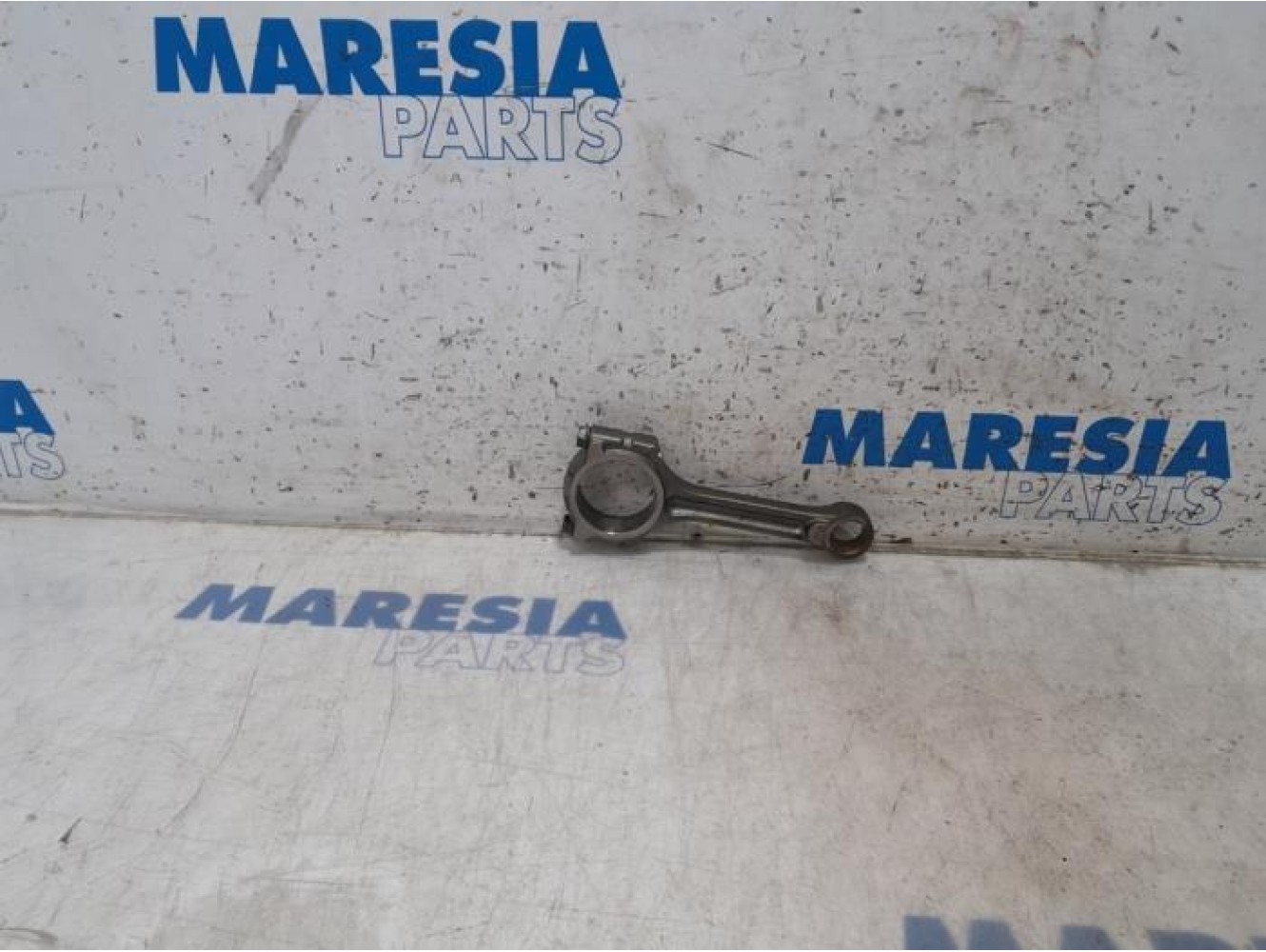 Renault - Megane - Connecting rod