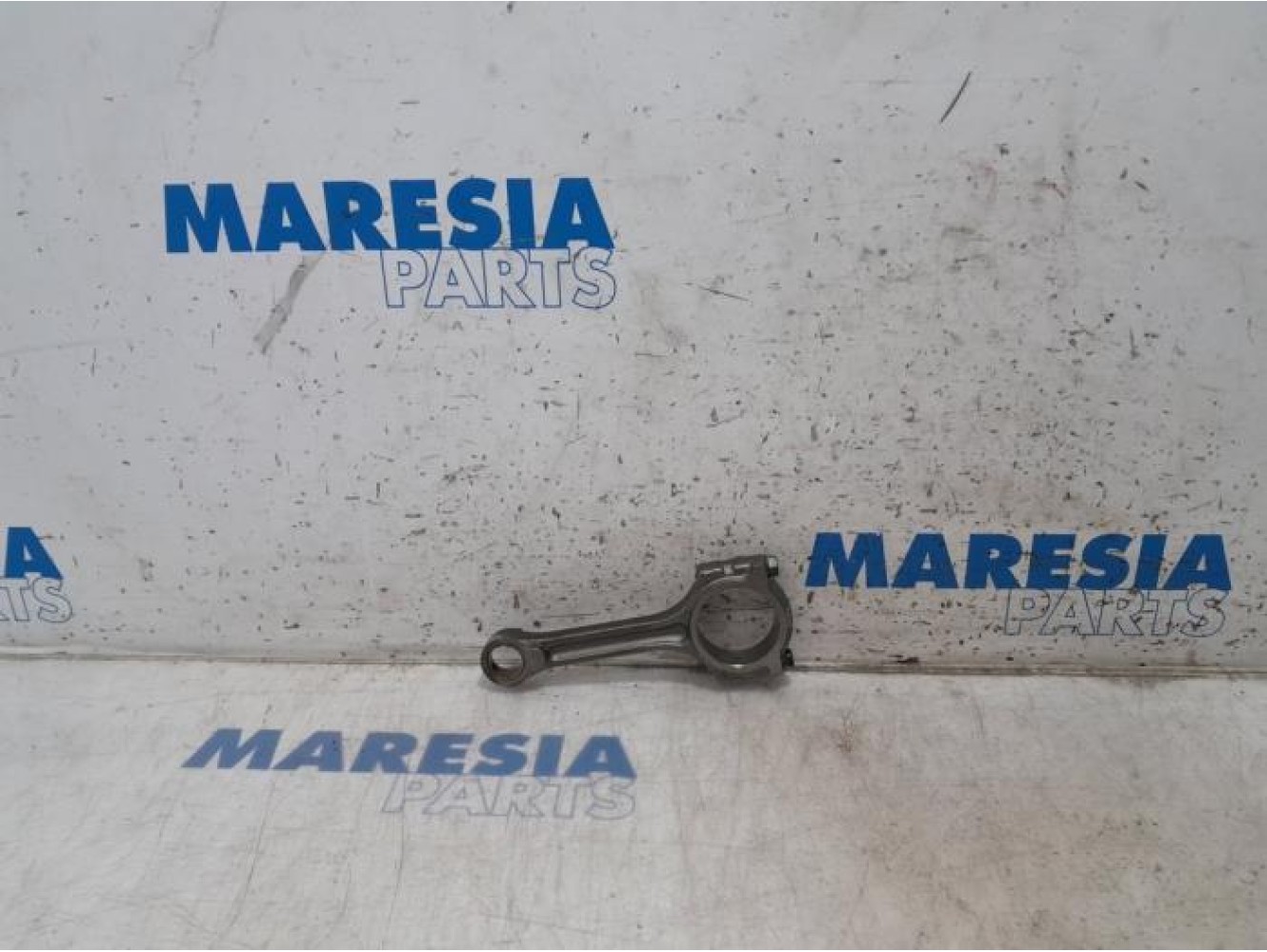 Renault - Megane - Connecting rod