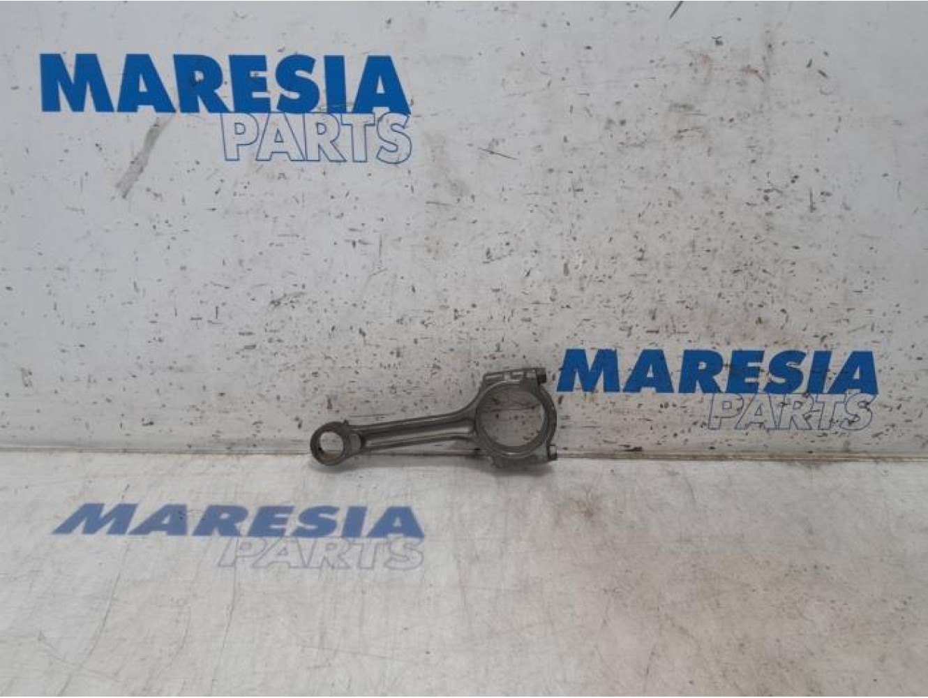 Renault - Megane - Connecting rod